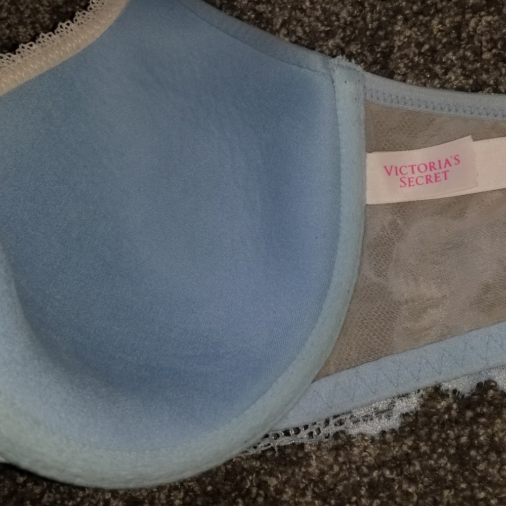 Body By Victoria, Material: Lace, Pattern: Solid,  - Picture 2 of 4